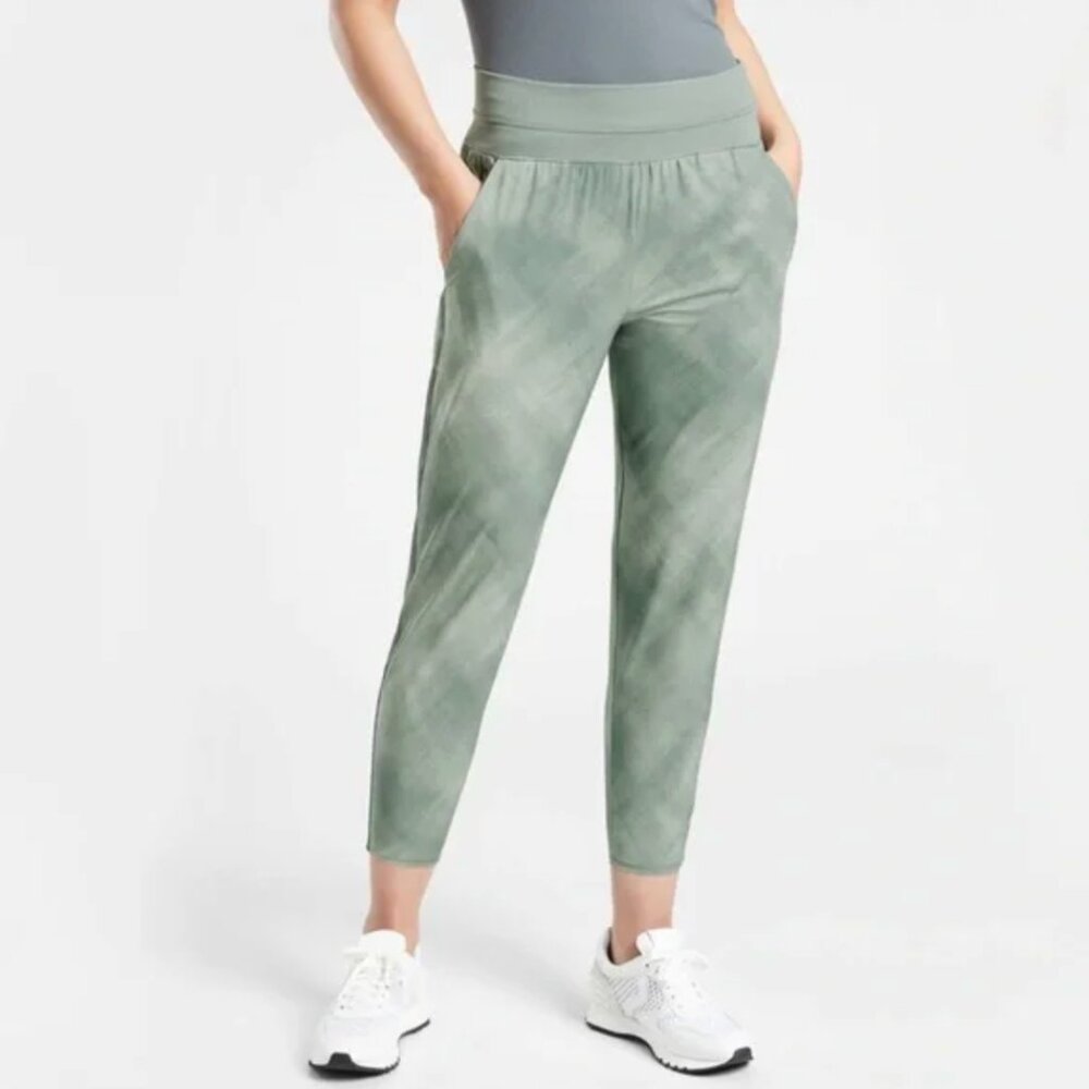 ATHLETA Nolita Slim Tapered Crop Pants Size 24 Plus Green Printed 3X NEW no tags